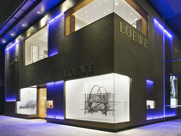 LOEWE亚洲最大旗舰店于上海静安嘉里中心开幕