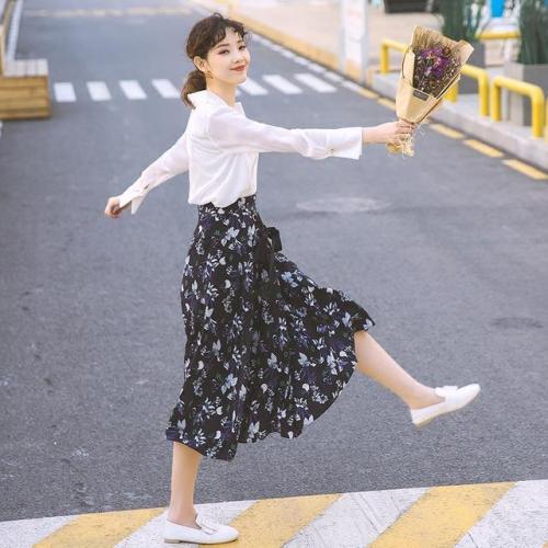 碎花半身裙