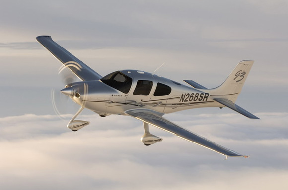 西锐飞机设计制造公司单发飞机SR20